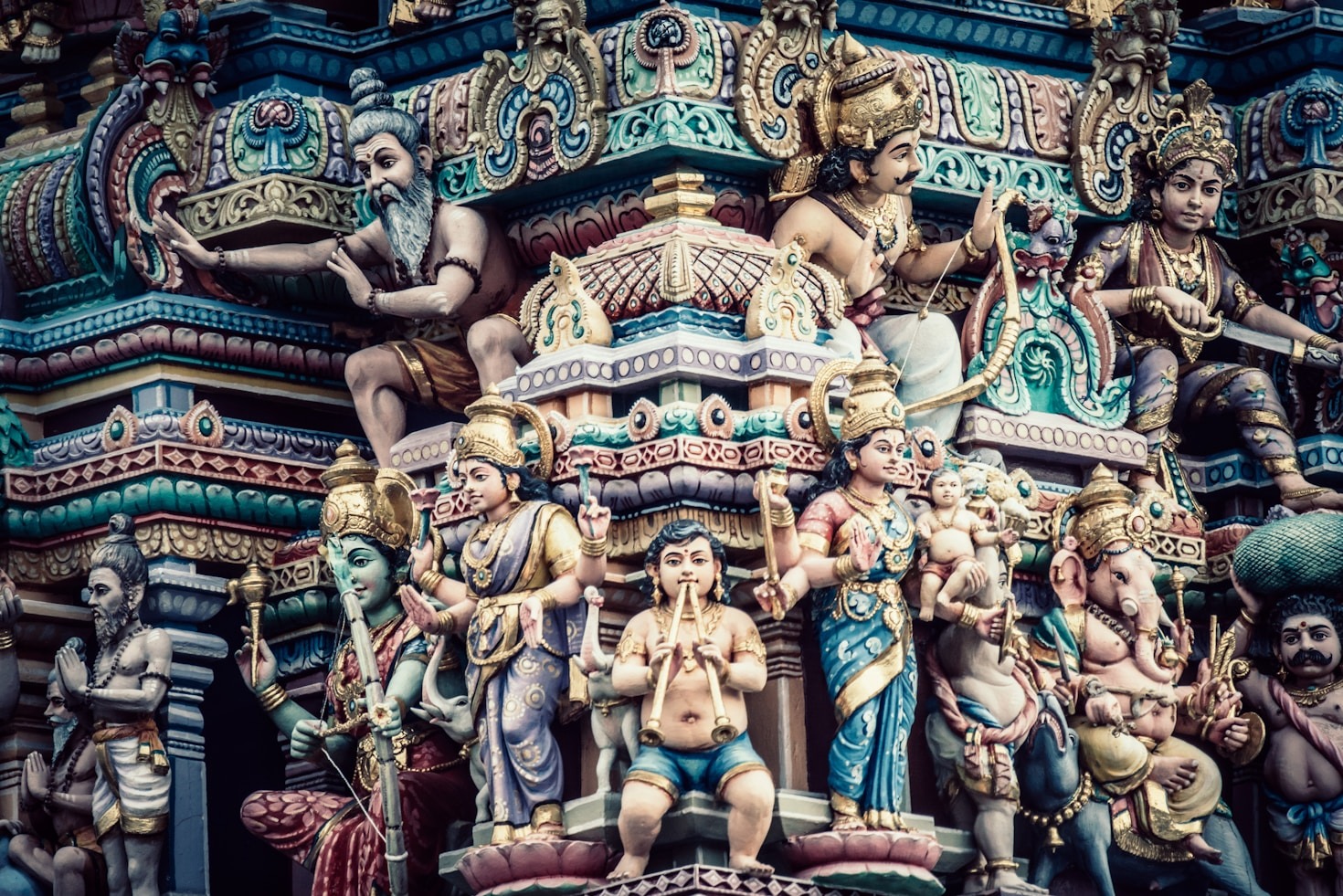 Insights into Righteous Living Through Hindu Beliefs